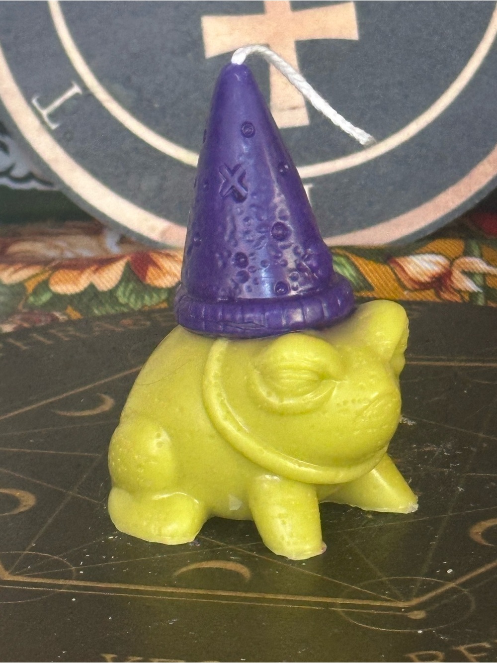 Wizard Toad Candle - Picture 5 of 9